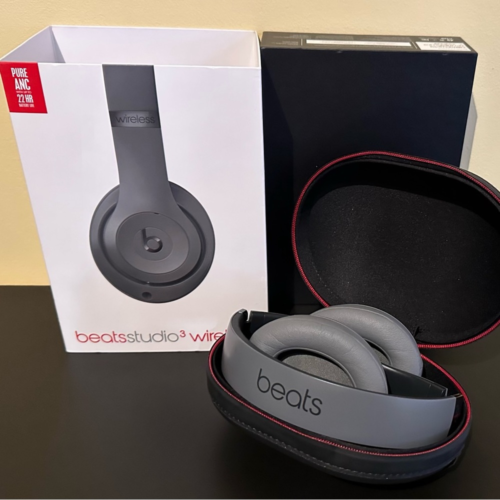 Beats Studio3 Wireless, Grey